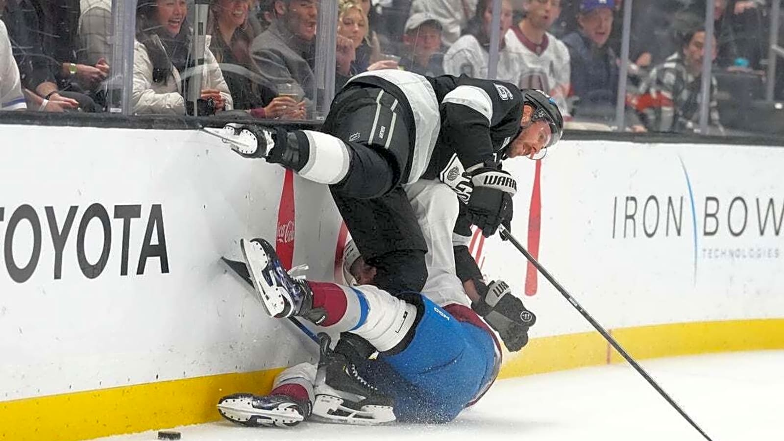 Hungry for points, Kings face spoilers in Canucks