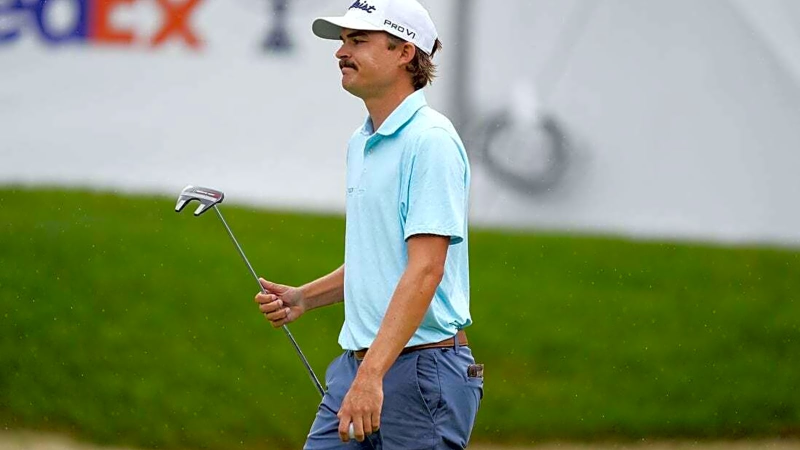 Carson Young shoots 64, takes one-shot lead at Myrtle Beach