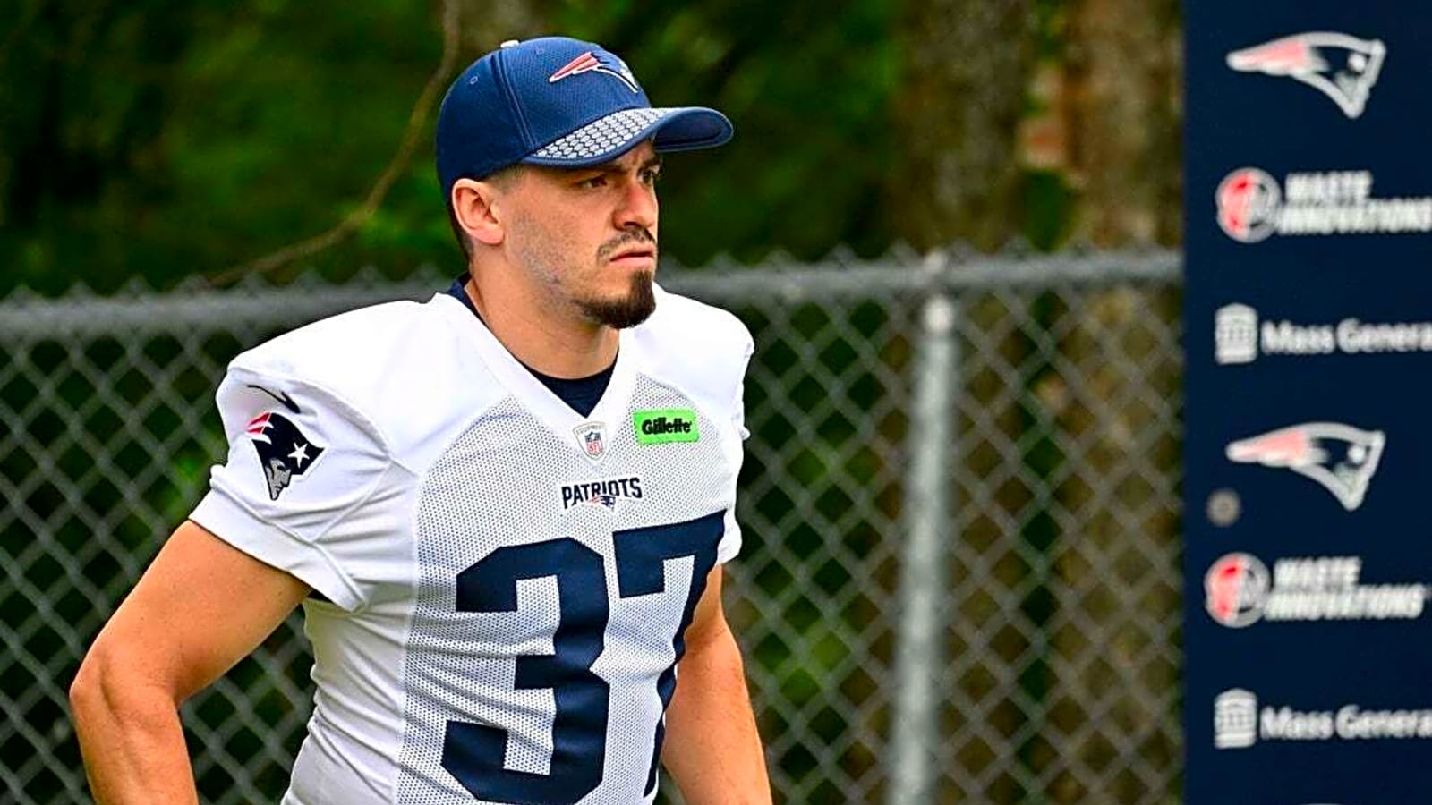 Report: Falcons signing K John Parker Romo to practice squad