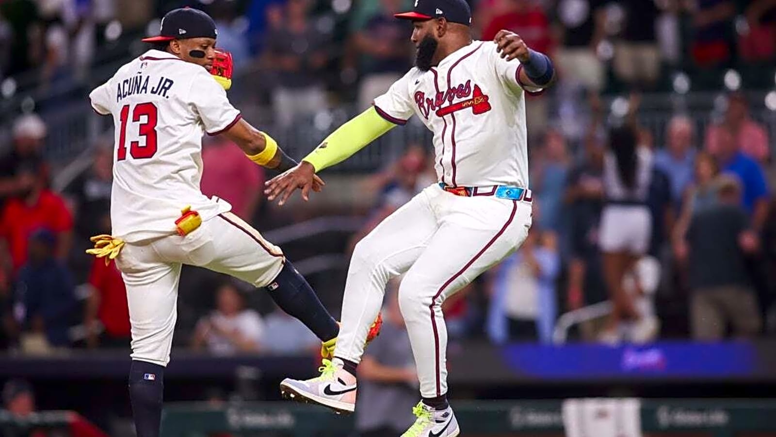 Braves erase 6-run deficit to slay White Sox