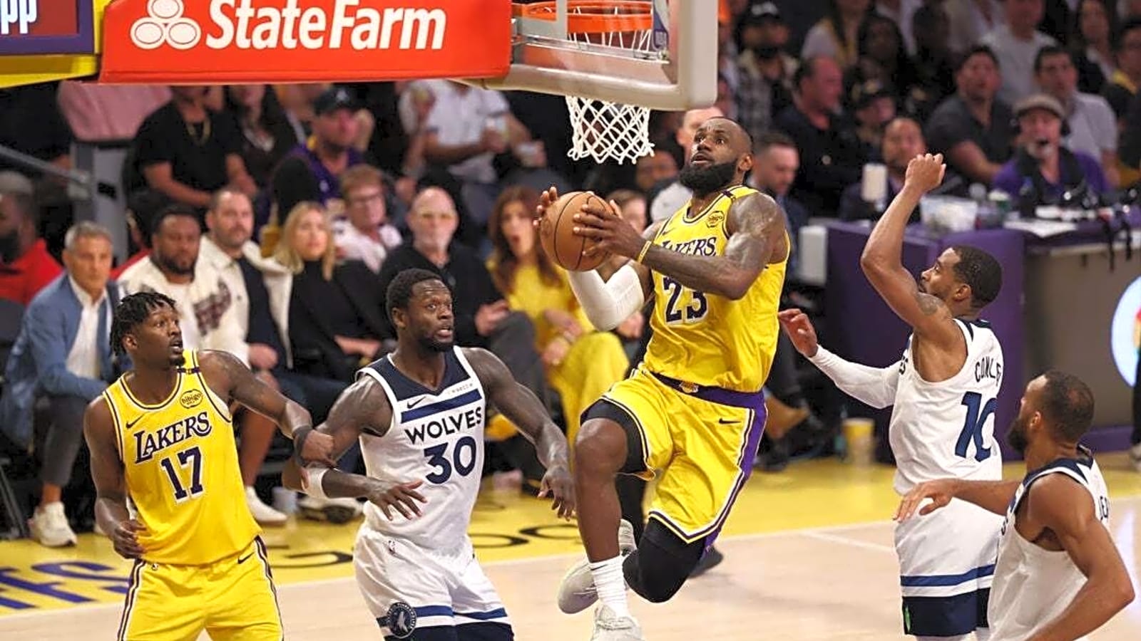 Regardless of style, Lakers, Timberwolves know Game 3 is critical