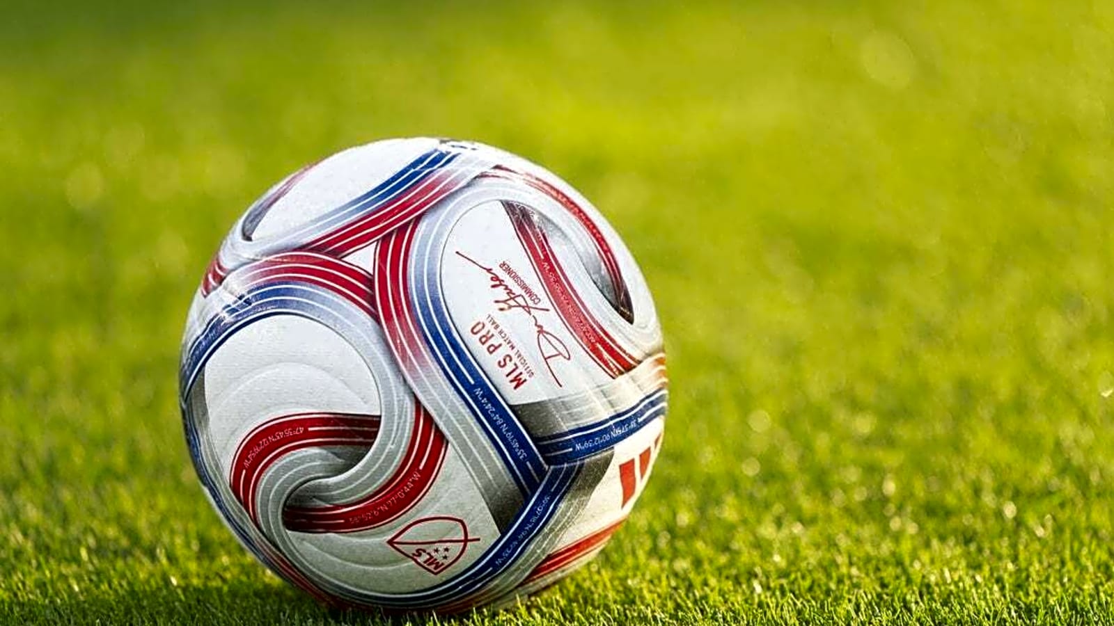 Whitecaps acquire Serbian M Aleksa Cvetkovic