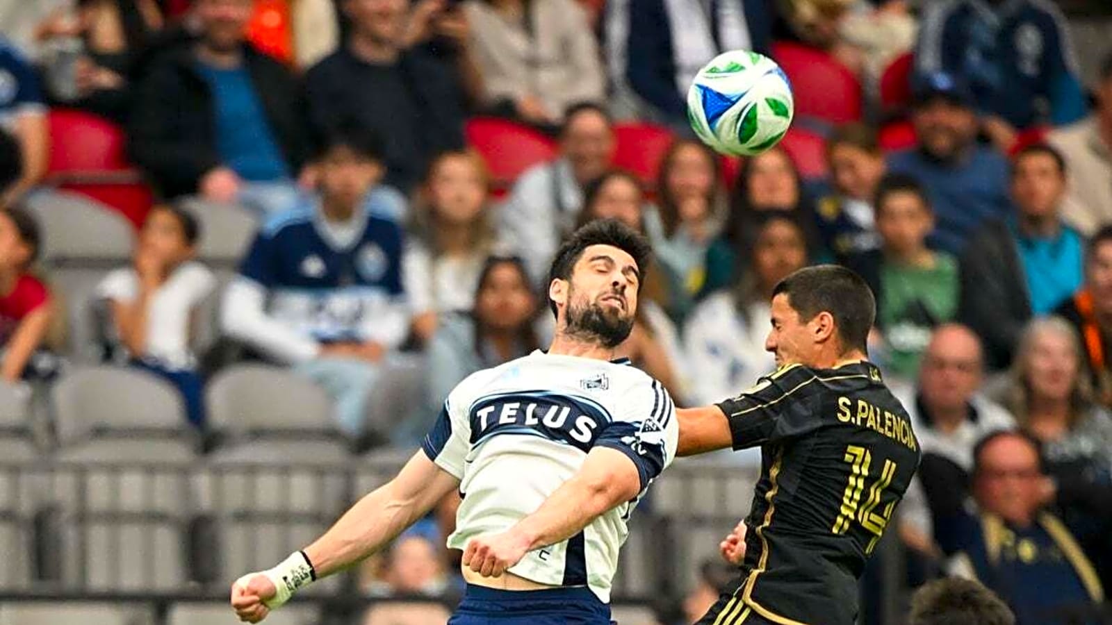 Whitecaps&#39; Brian White scores twice to earn draw with LAFC