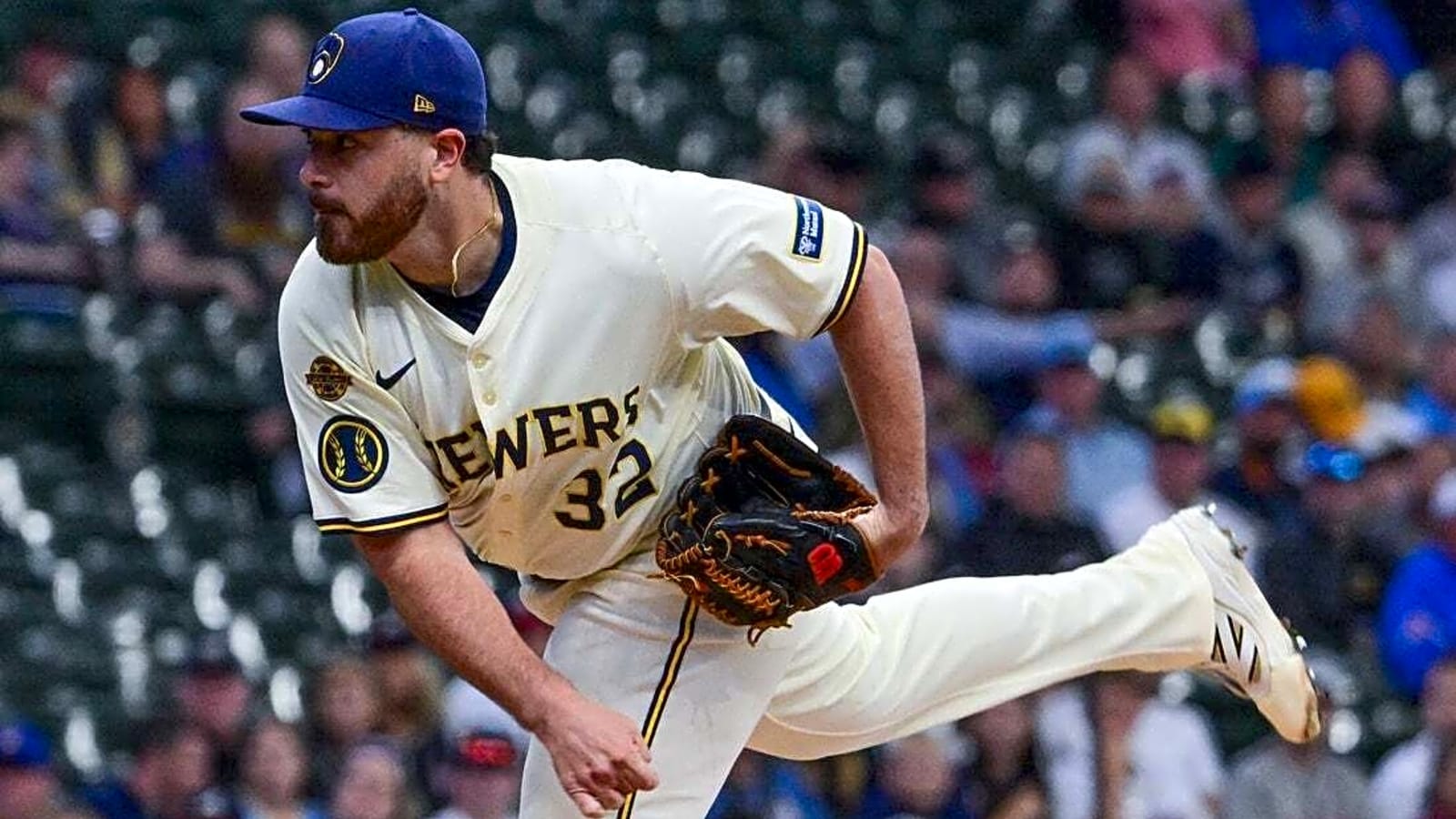 Brewers deal RHP Aaron Civale to White Sox