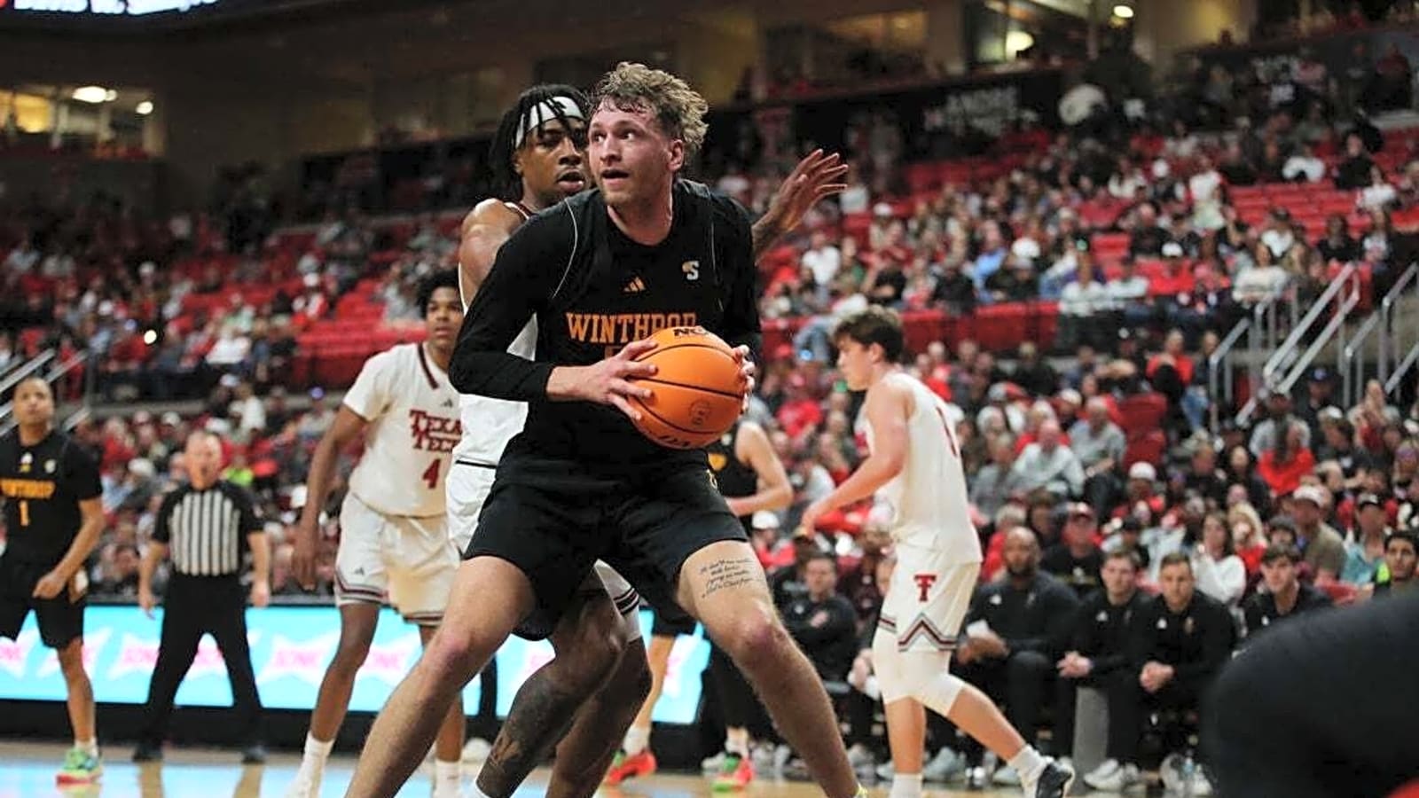 Report: Notre Dame adds Winthrop transfer Logan Duncomb