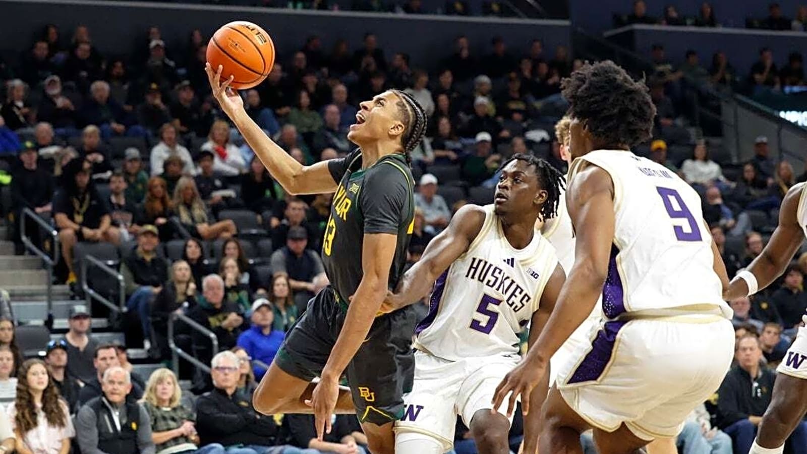 Balanced attack carries Baylor past Washington