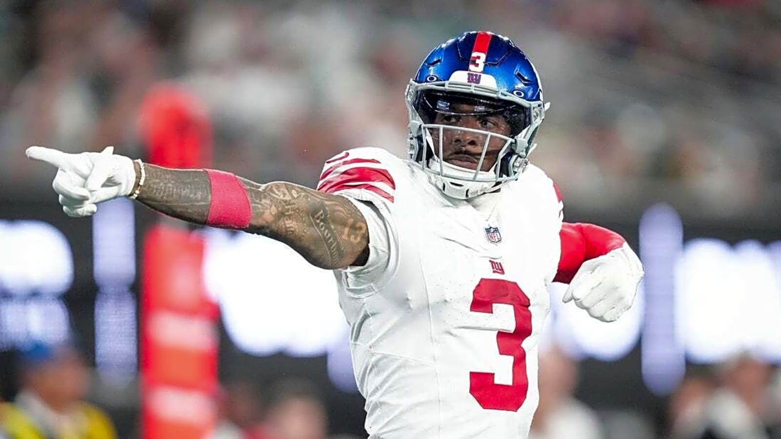 Odell Beckham Jr. completes comeback, makes Giants’ roster