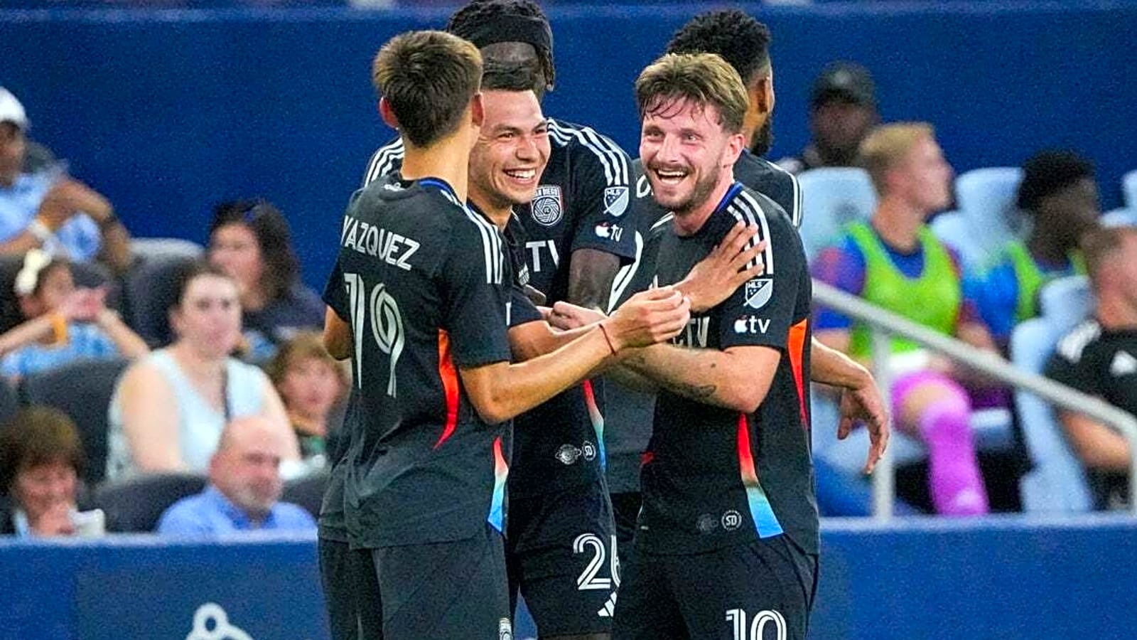 West-leading San Diego on alert for &#39;chaos&#39; vs. Quakes