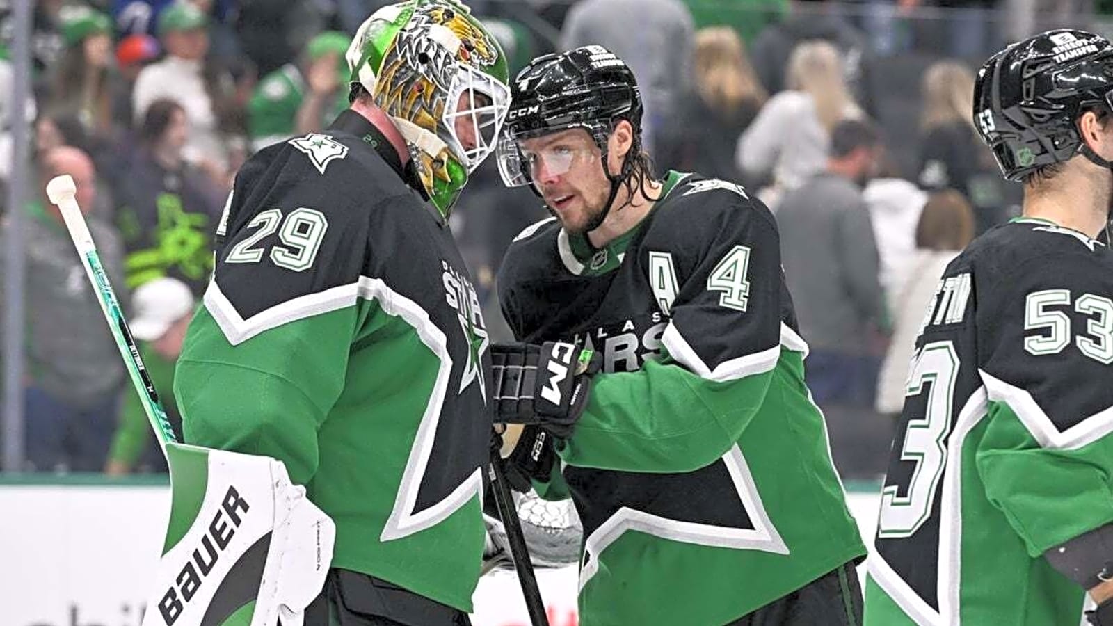 Stars explode in third period to say Maple Leafs