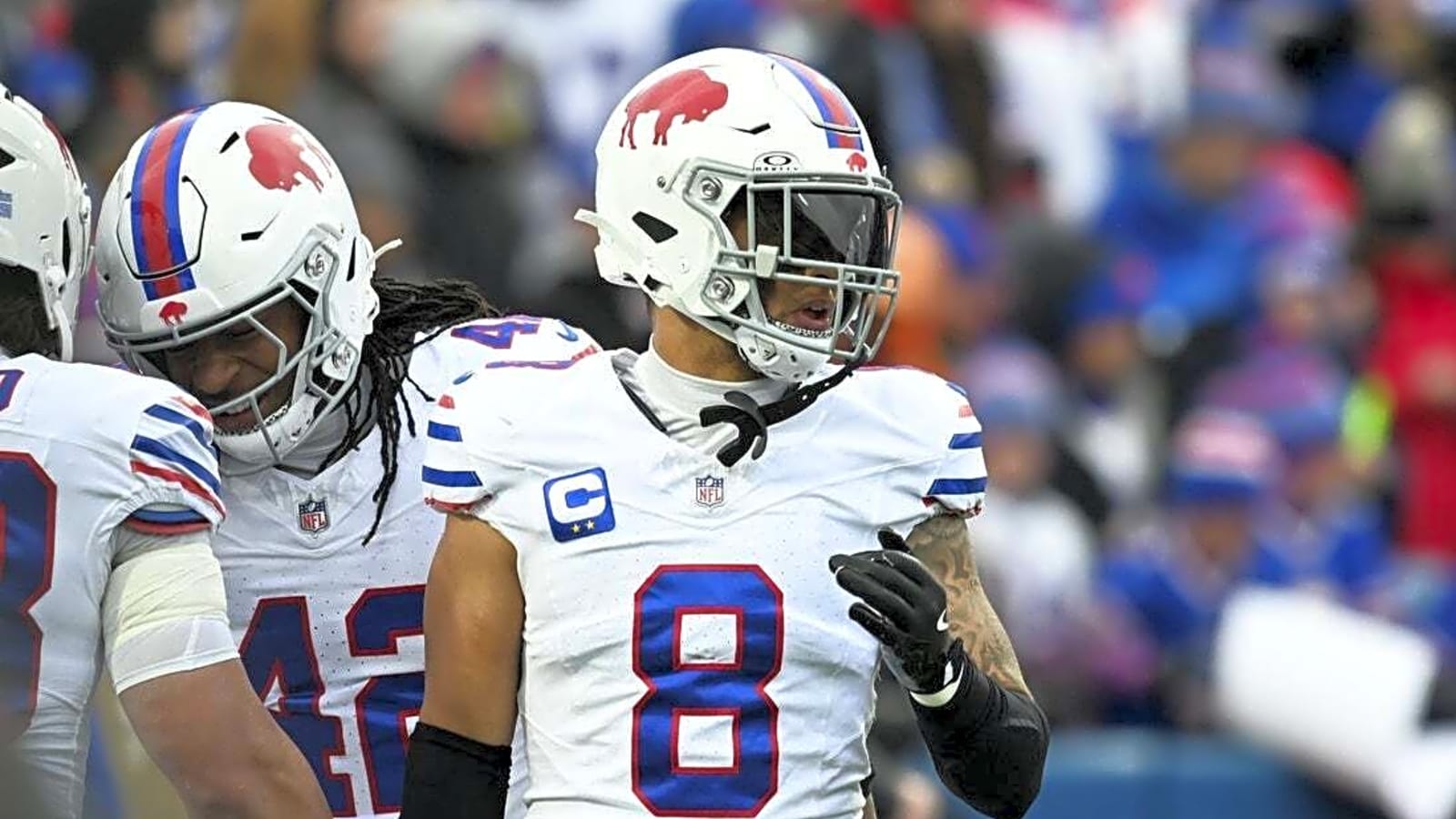 Bills LB Terrel Bernard (elbow) exits vs. Texans