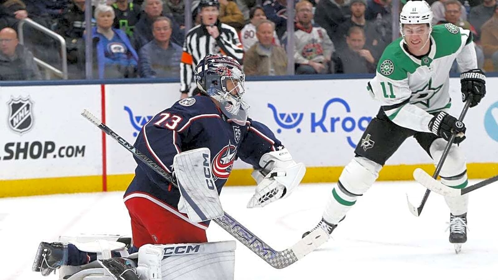 Jet Greaves blanks Stars as Blue Jackets keep rolling