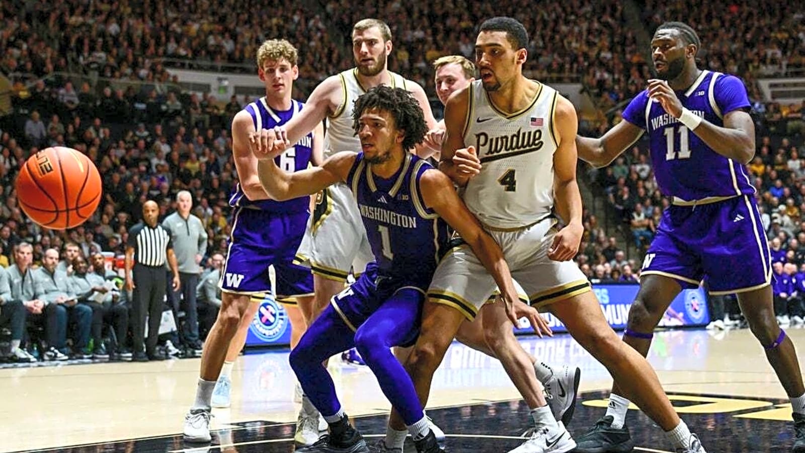 Braden Smith leads No. 5 Purdue over Washington