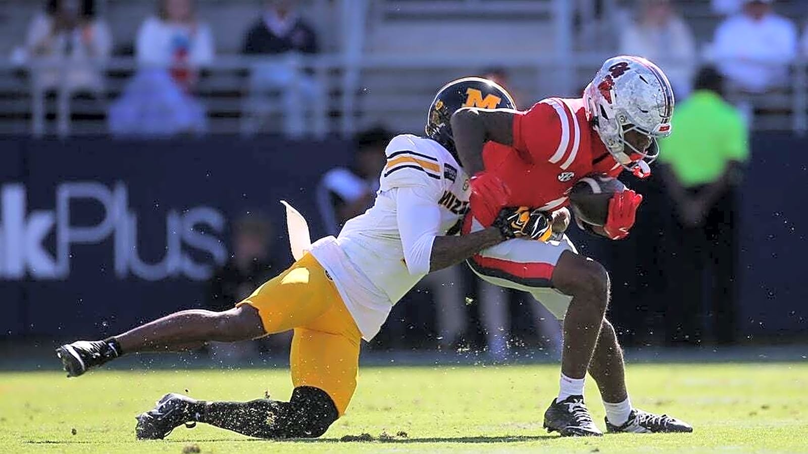 Trinidad Chambliss records 4 TDs as No. 9 Ole Miss blasts No. 13 Missouri