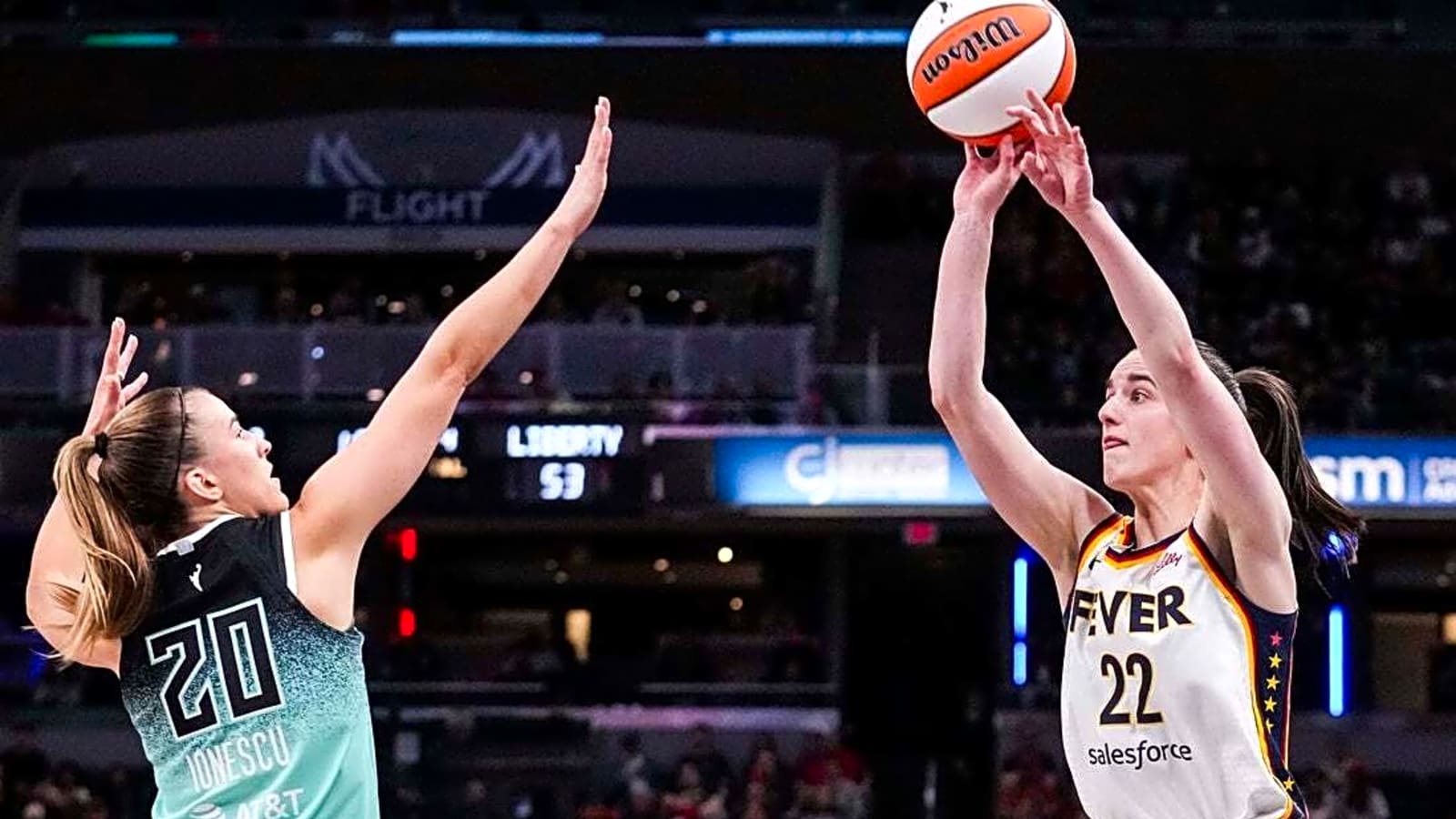 Jonquel Jones&#39; big fourth quarter leads Liberty past Fever