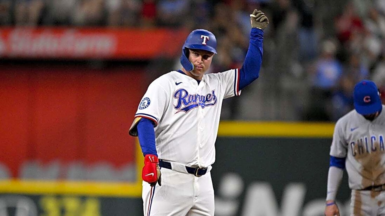 Rangers end Cubs' win streak at 10 with shutout