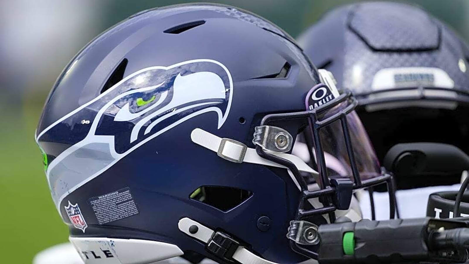 Klint Kubiak won't discuss Raiders, 'all in' with Seahawks