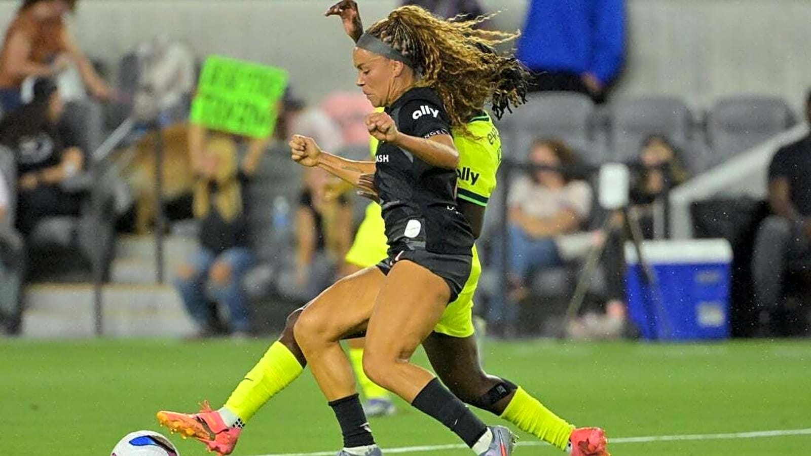 Spirit earn 2-2 draw vs. Angel City, extend unbeaten streak to nine