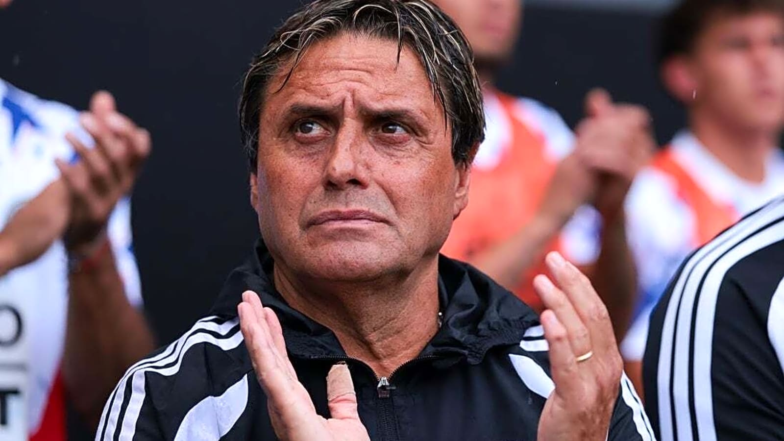 MLS suspends Miami coach Guillermo Hoyos 1 match for late kickoff violations