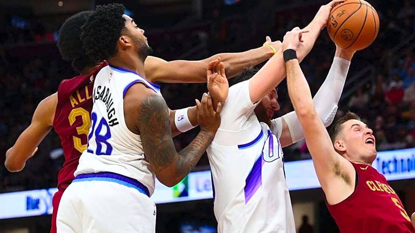 Jazz chase strong defensive performance vs. Bulls