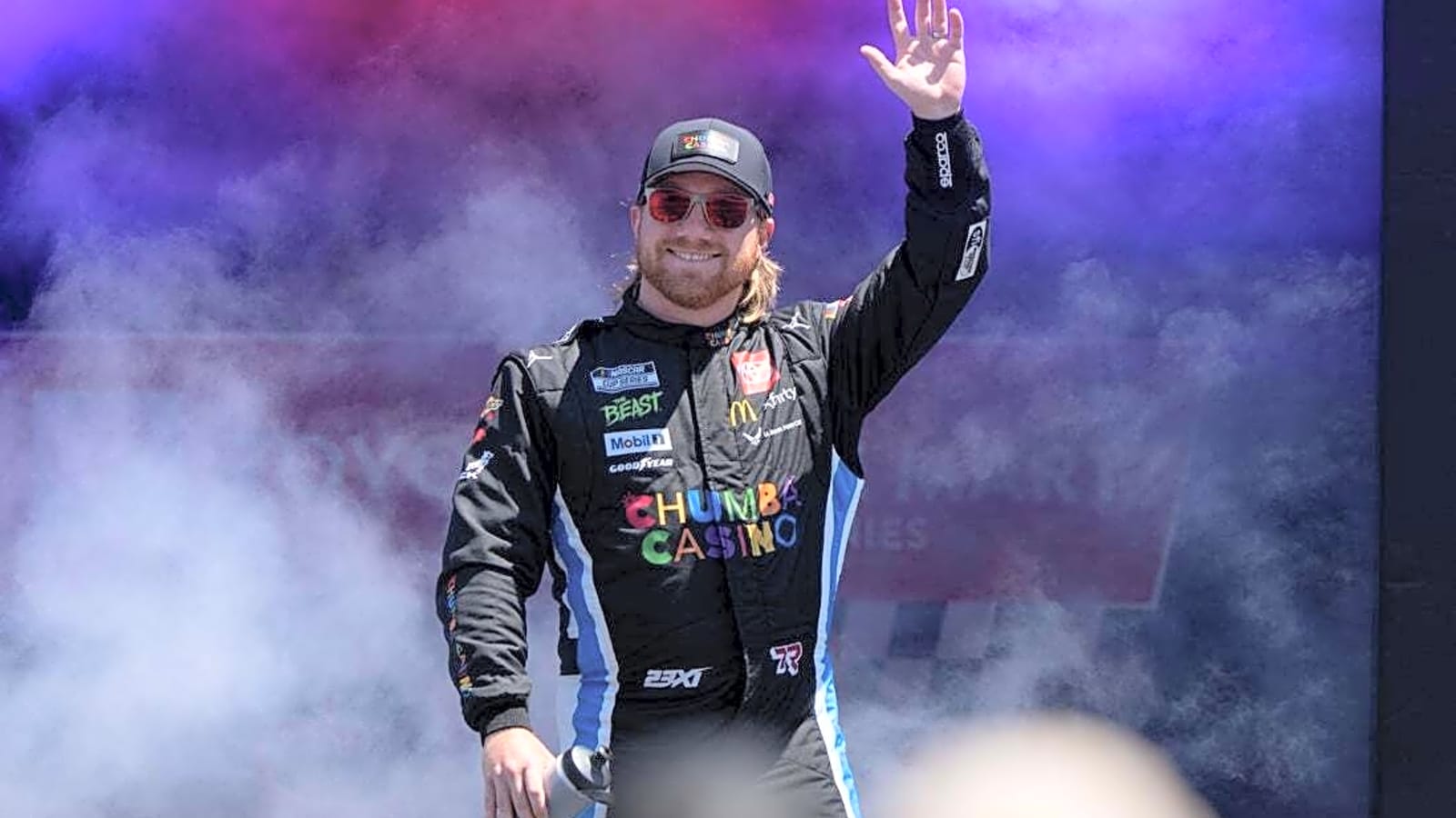 Tyler Reddick seeks to make history in Phoenix