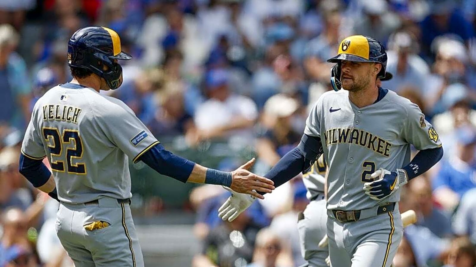 Bryce Turang, bullpen carry Brewers past Cubs