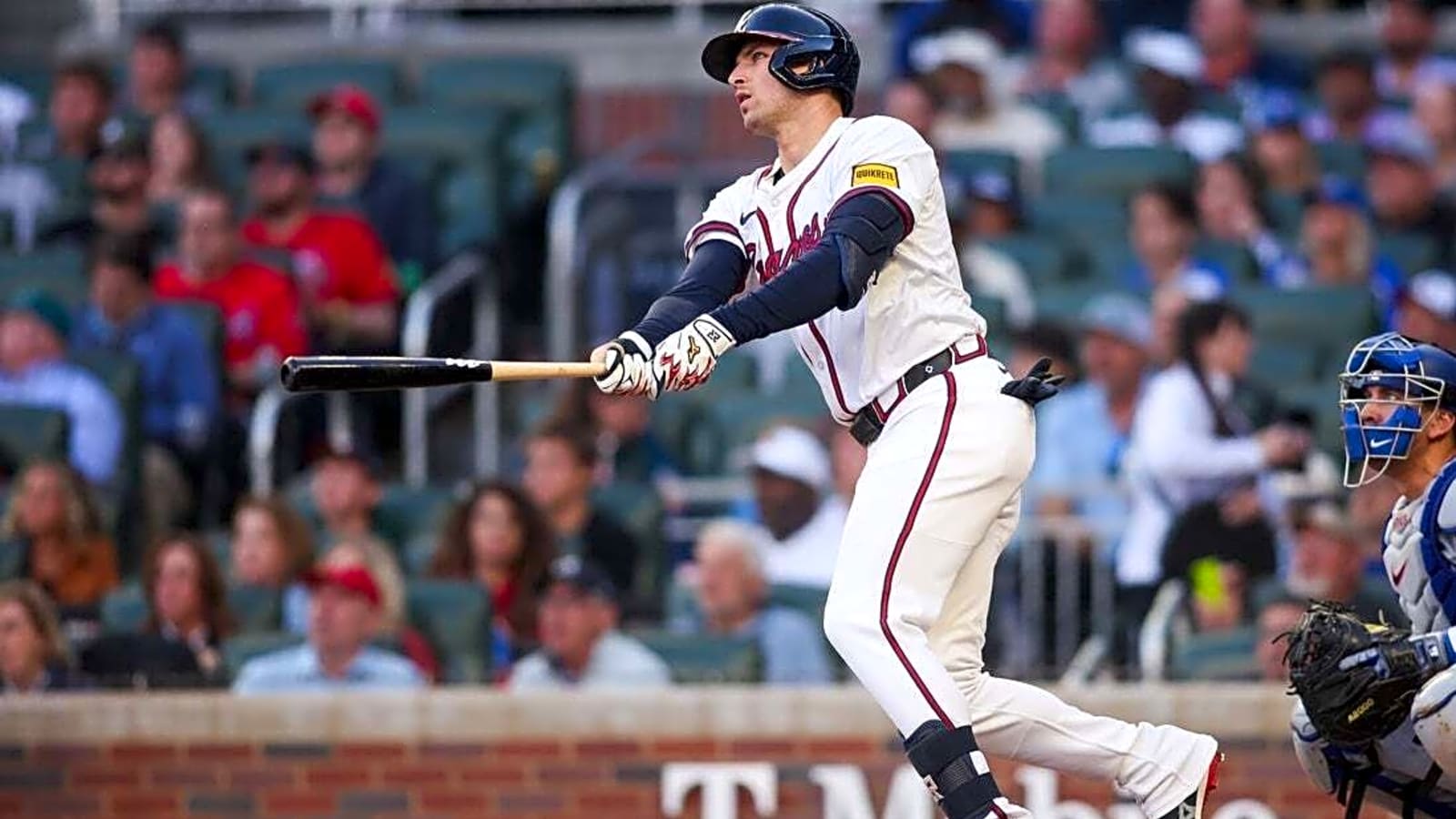 Austin Riley (two HRs) powers Braves past Dodgers
