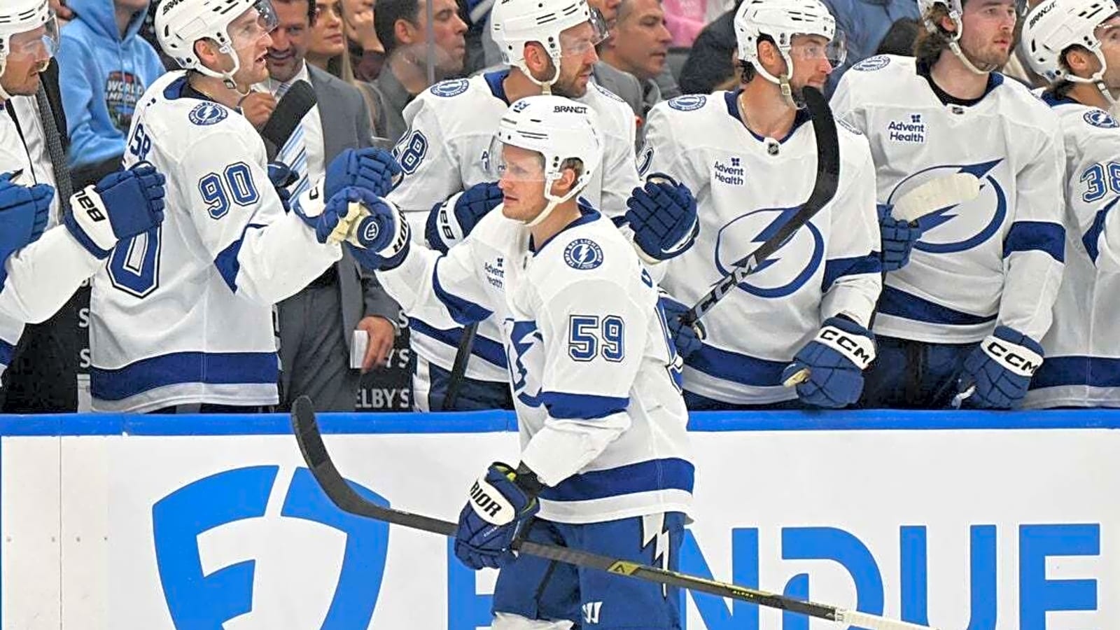 Big first period carries Lightning past skidding Maple Leafs