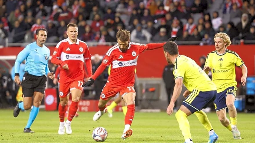 Chicago's 1st-minute goal holds up to end Nashville's unbeaten streak