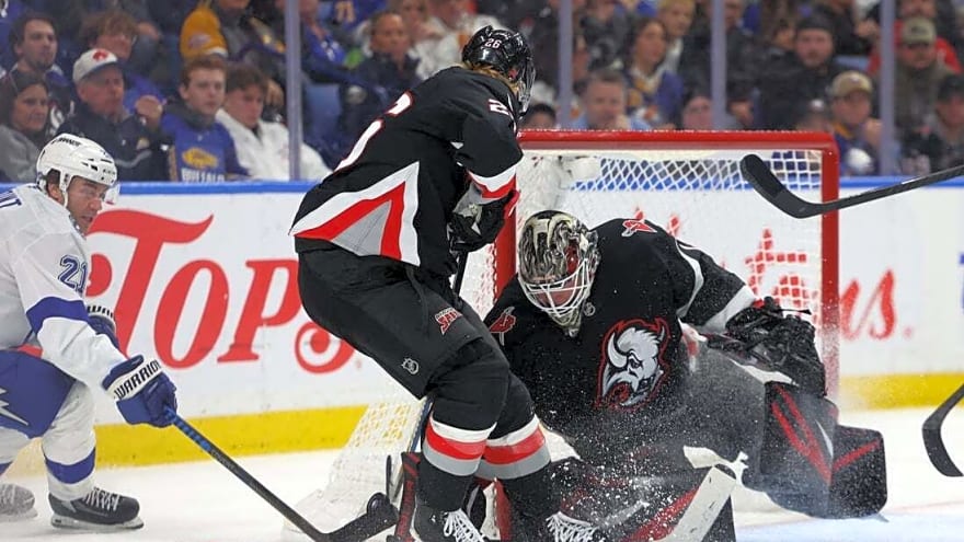 NHL roundup: Sabres beat Lightning, move into tie atop Atlantic