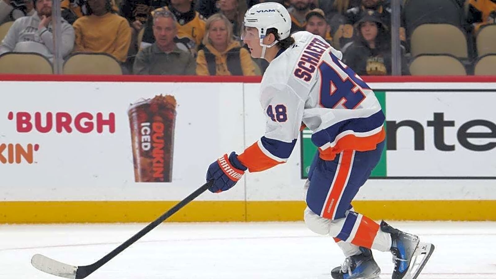 NHL roundup: Penguins spoil debut of Isles&#39; Matthew Schaefer