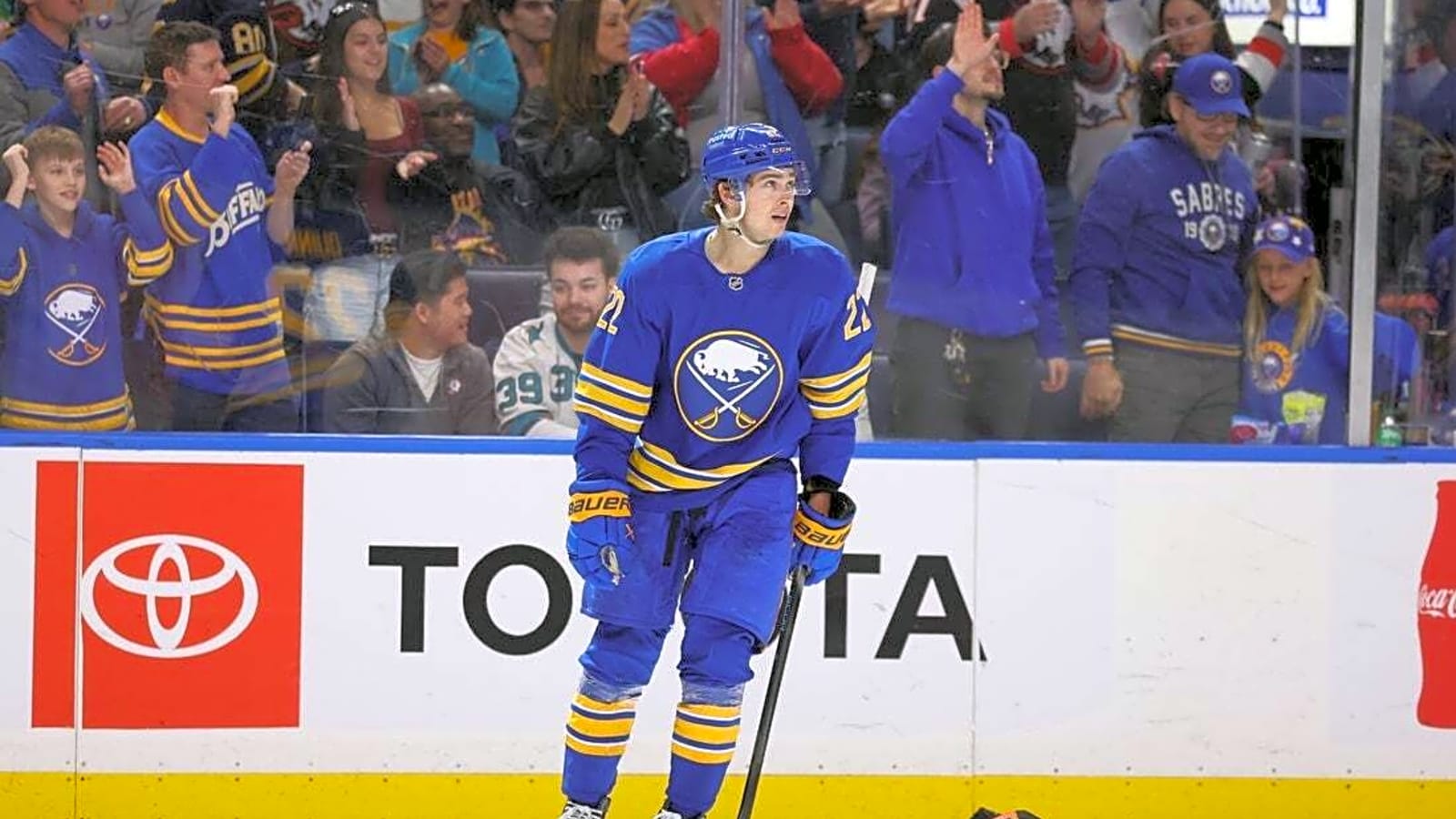 NHL roundup: Jack Quinn's hat trick propels Sabres to 8th straight win