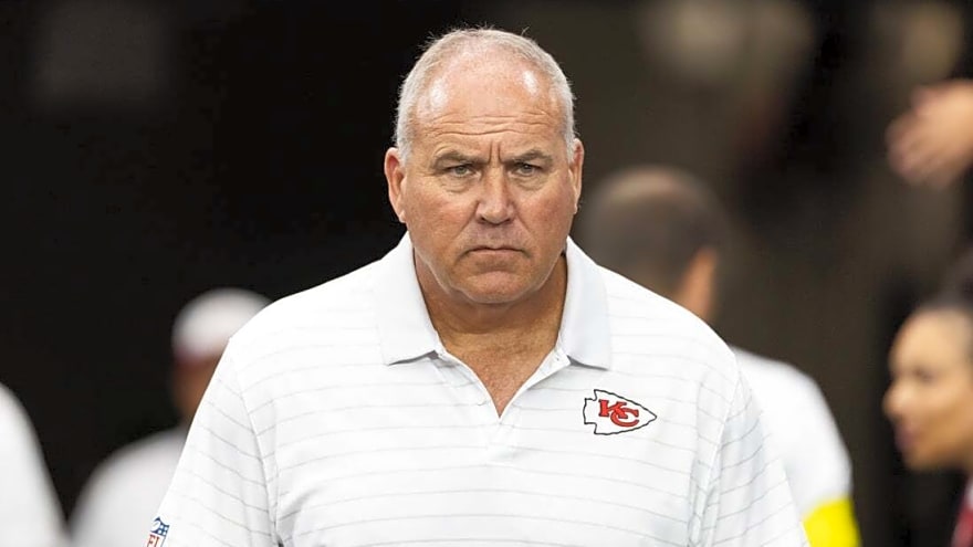 Chiefs ST coach Dave Toub tees off on Donald Trump&#39;s kickoff take