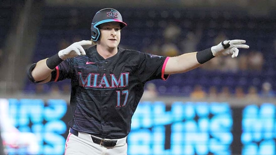 Surging Marlins win back-and-forth battle with Giants