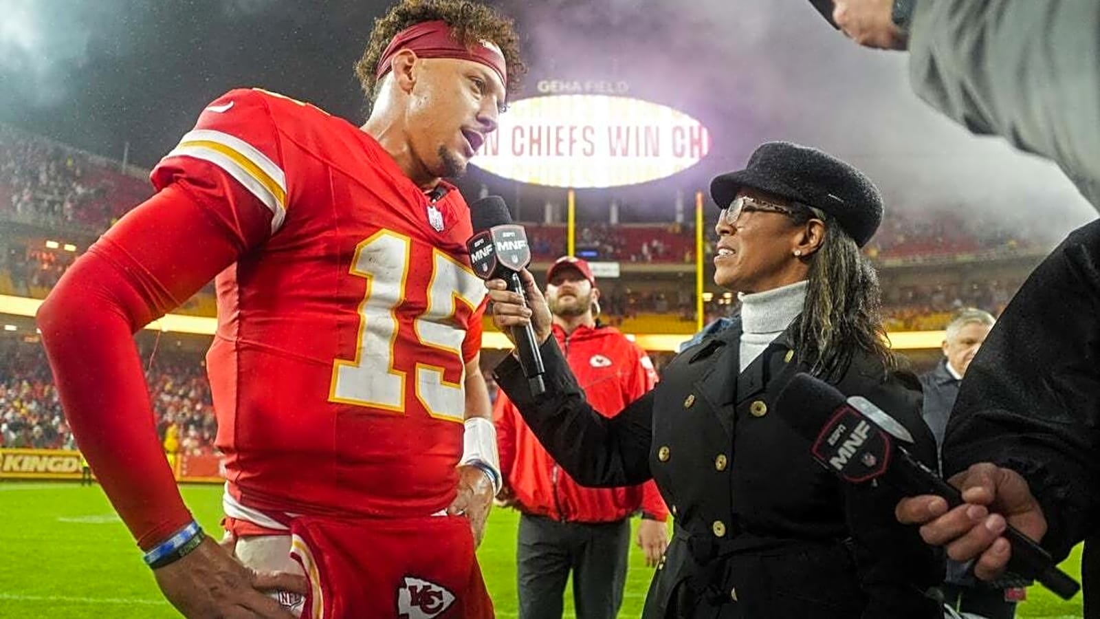 ESPN adds second sideline reporter to &#39;MNF&#39; teams