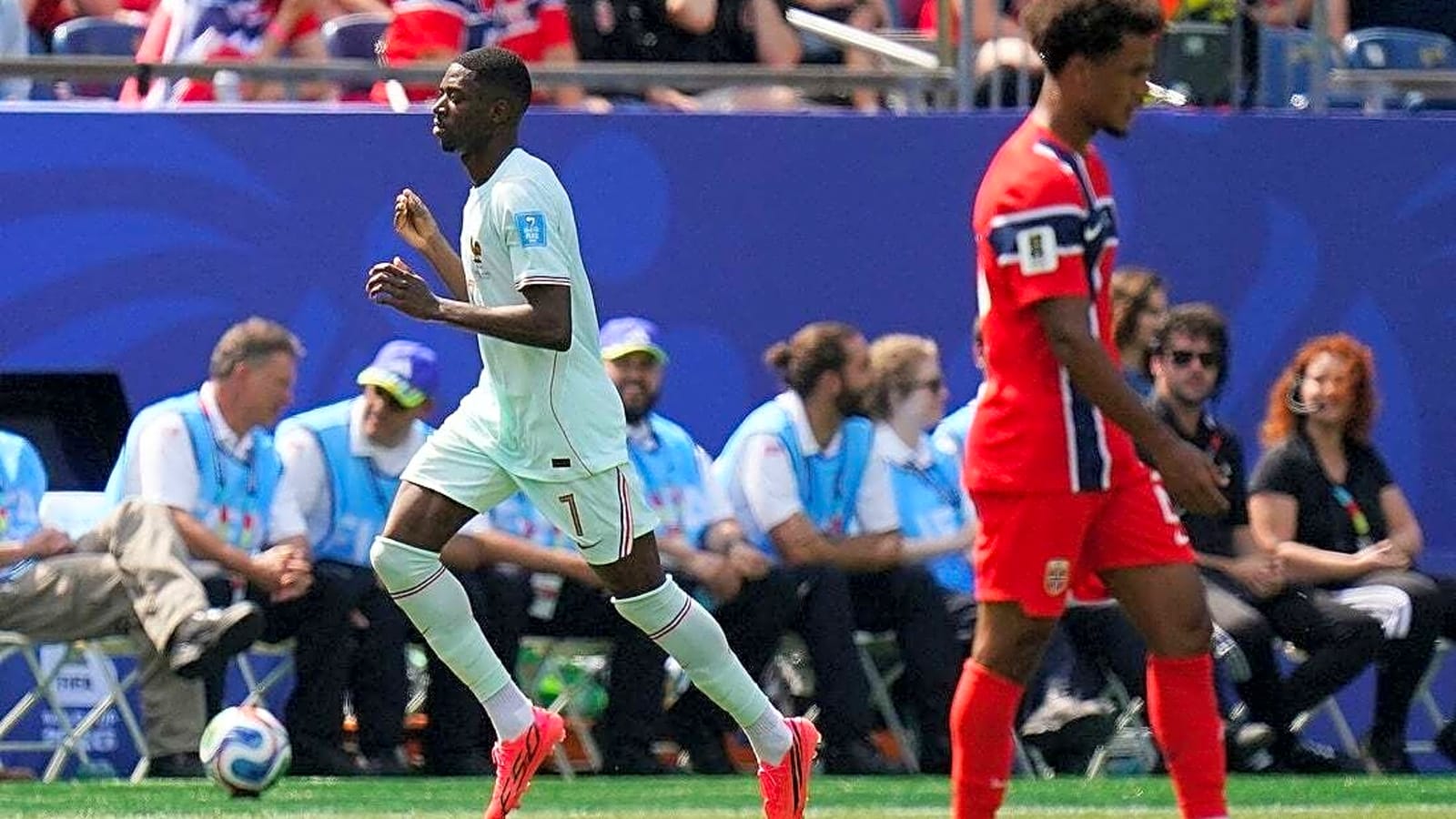 Ousmane Dembele's hat trick helps France rout Norway to sweep Group I 