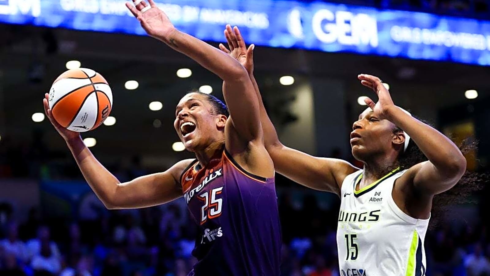 Sami Whitcomb&#39;s career-high 36 points carry Mercury past Wings