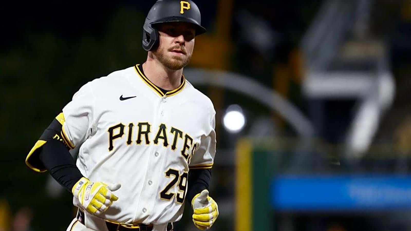 Pirates place Ryan O'Hearn on IL, activate Jake Mangum