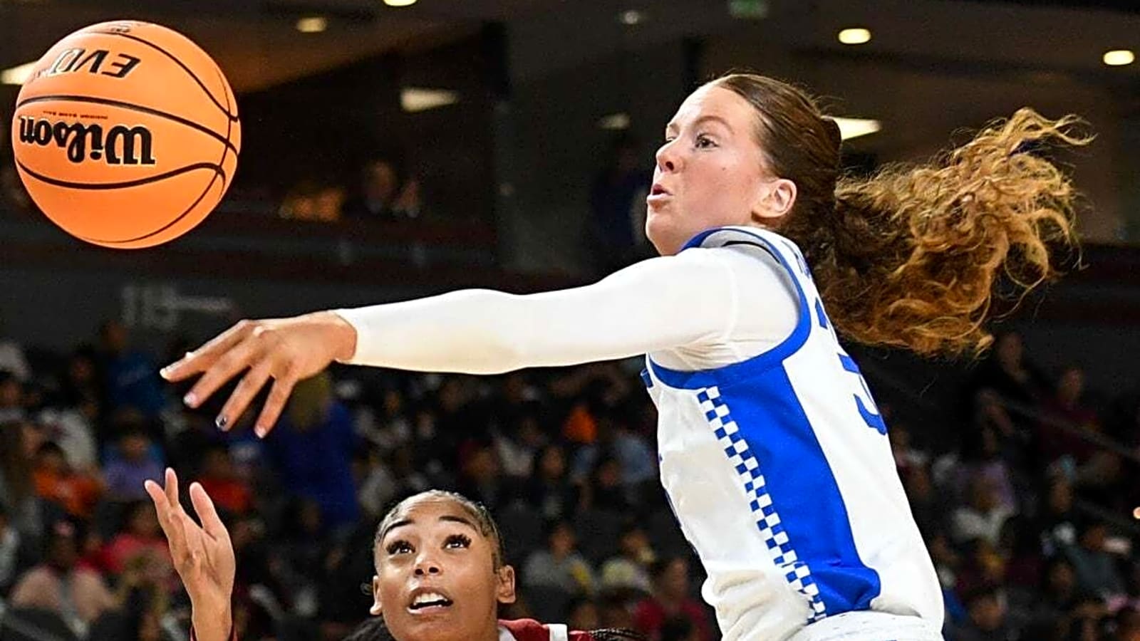 SEC tournament roundup: Kentucky pounds Arkansas in opener