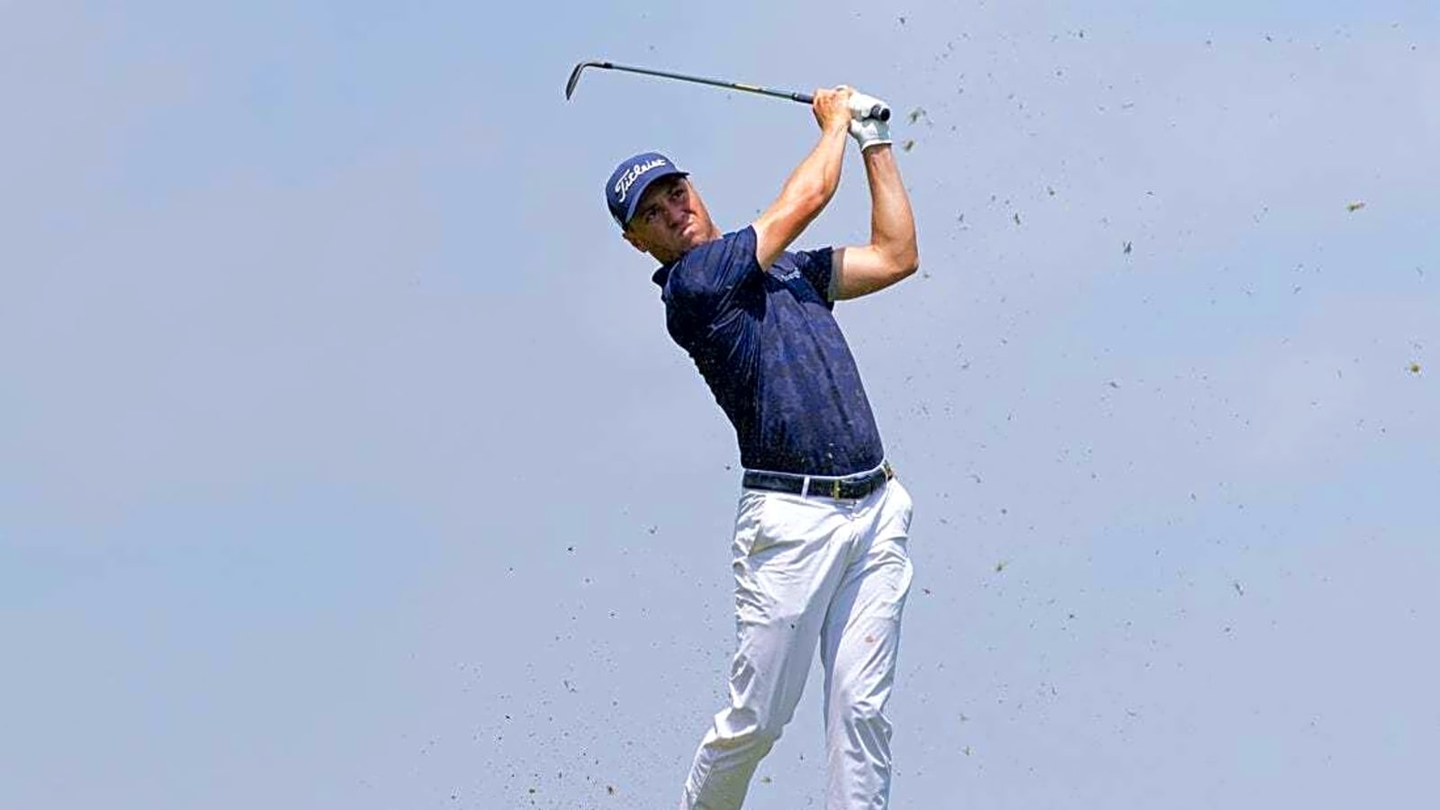 Justin Thomas, Tommy Fleetwood tie Scottie Scheffler for Travelers lead