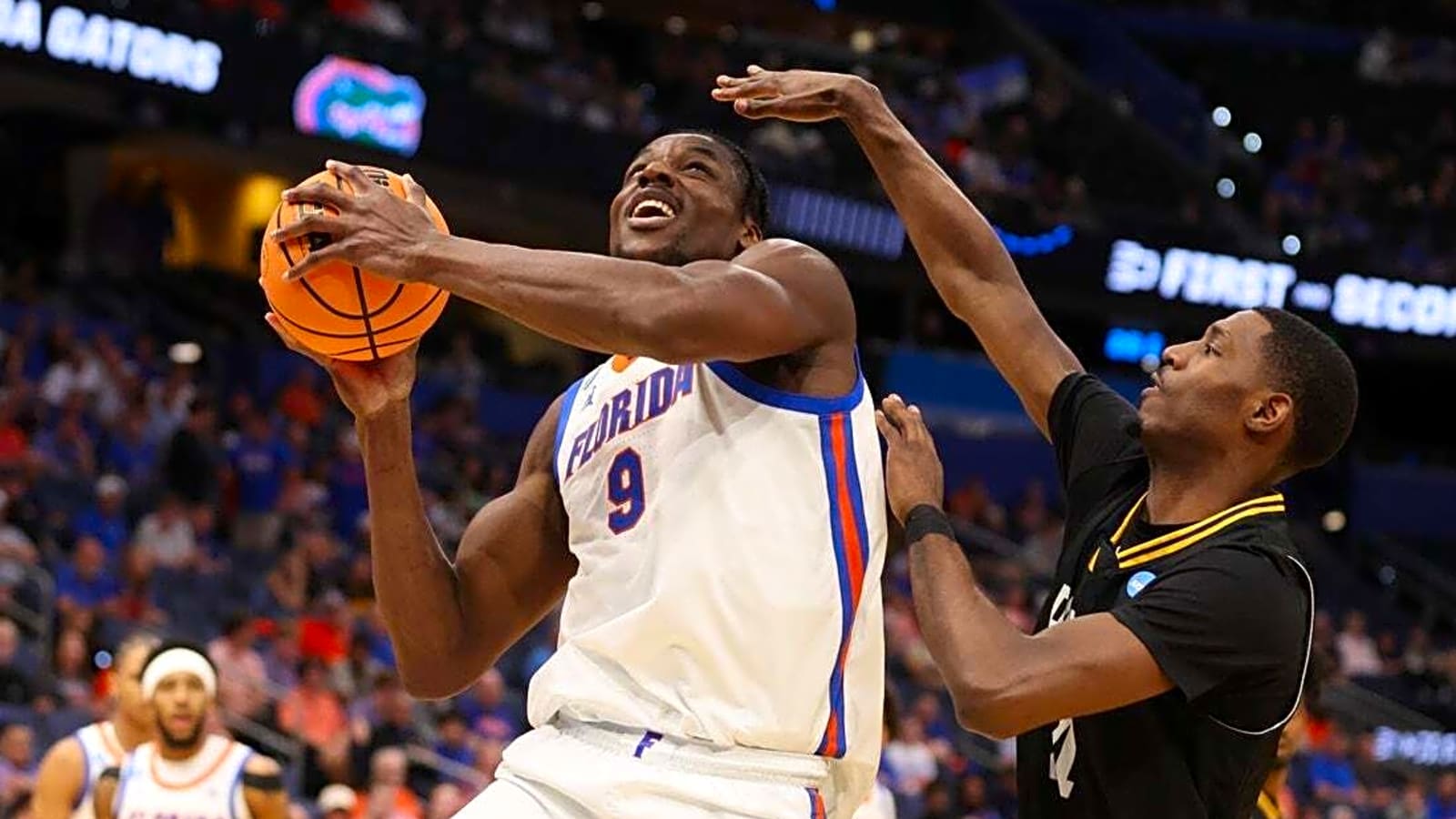 Rueben Chinyelu withdraws from NBA draft, return to Florida