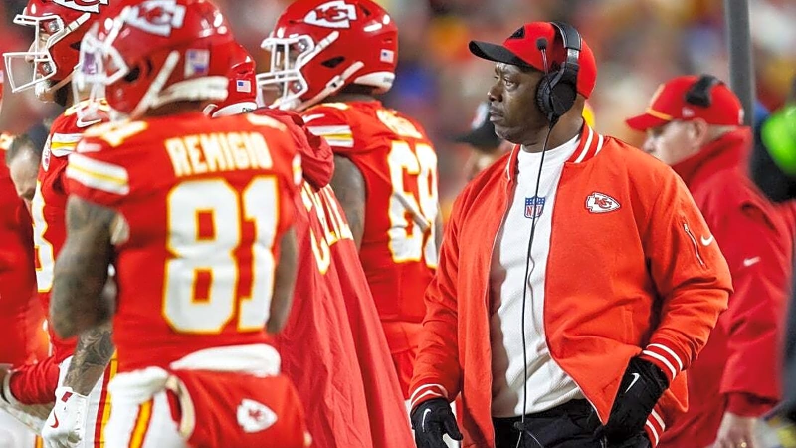 Chiefs DBs coach Dave Merritt arrested, charged with domestic battery