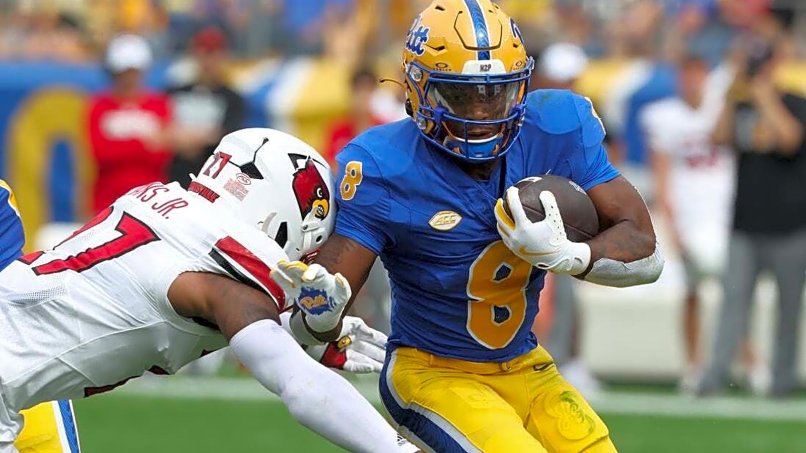 Louisville remains unbeaten by rallying to beat Pitt