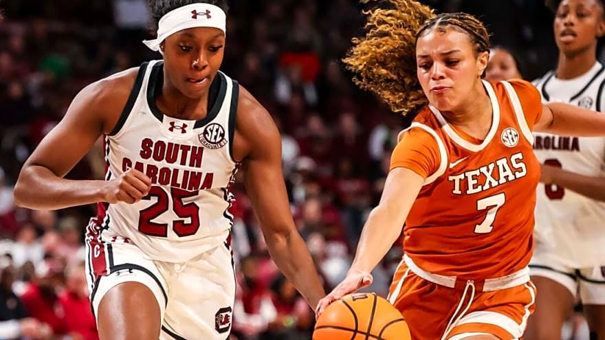 No. 2 South Carolina edges No. 4 Texas, maintains SEC superiority