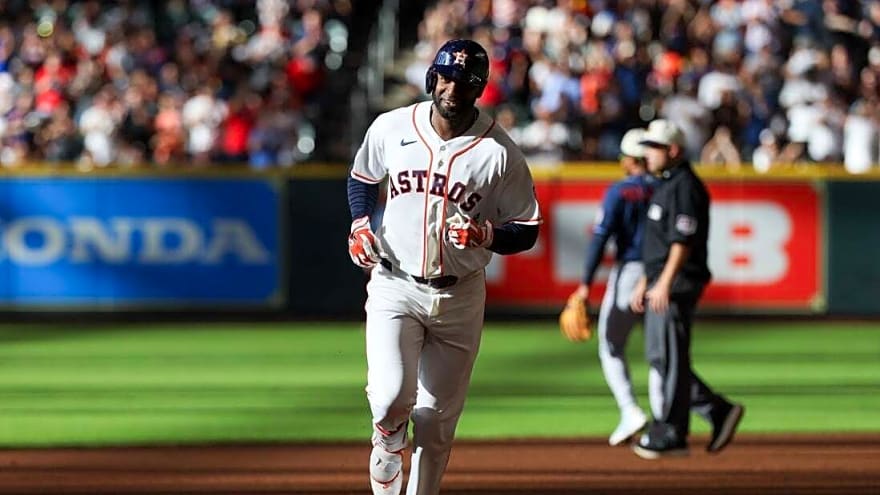 Astros snap Rays' 9-game win streak on Yordan Alvarez walk-off HR