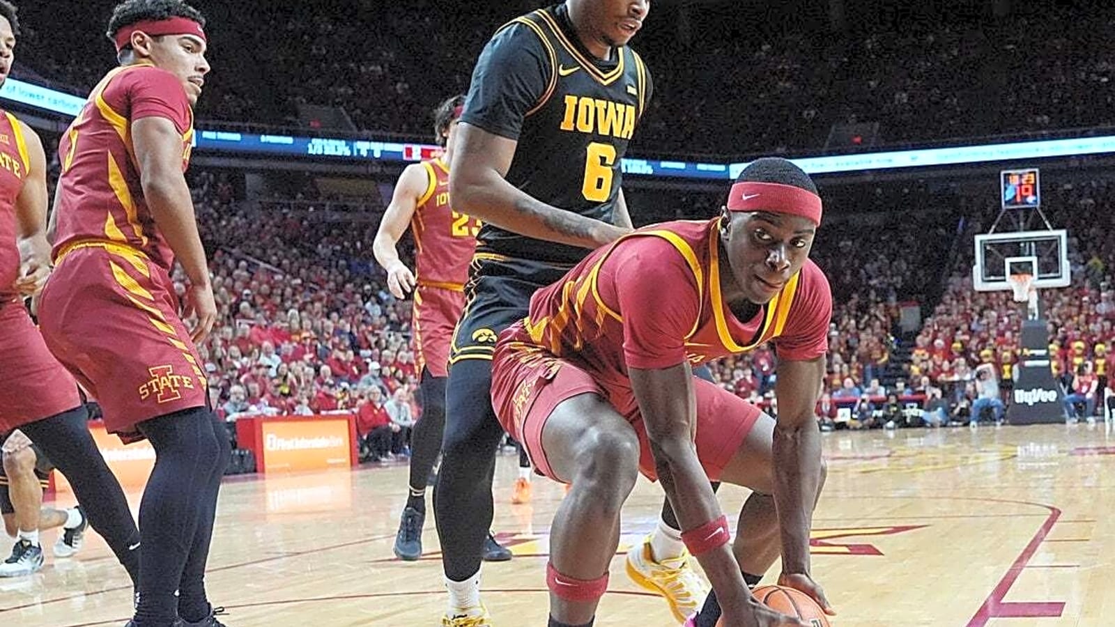 No. 4 Iowa State takes down rival Iowa in narrow comeback