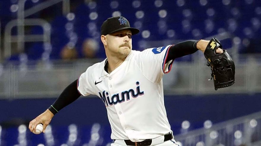 Reds, Marlins head into series looking to continue improvement