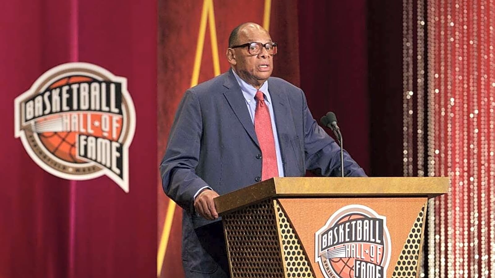 Hall of Fame basketball coach George Raveling dies at 88
