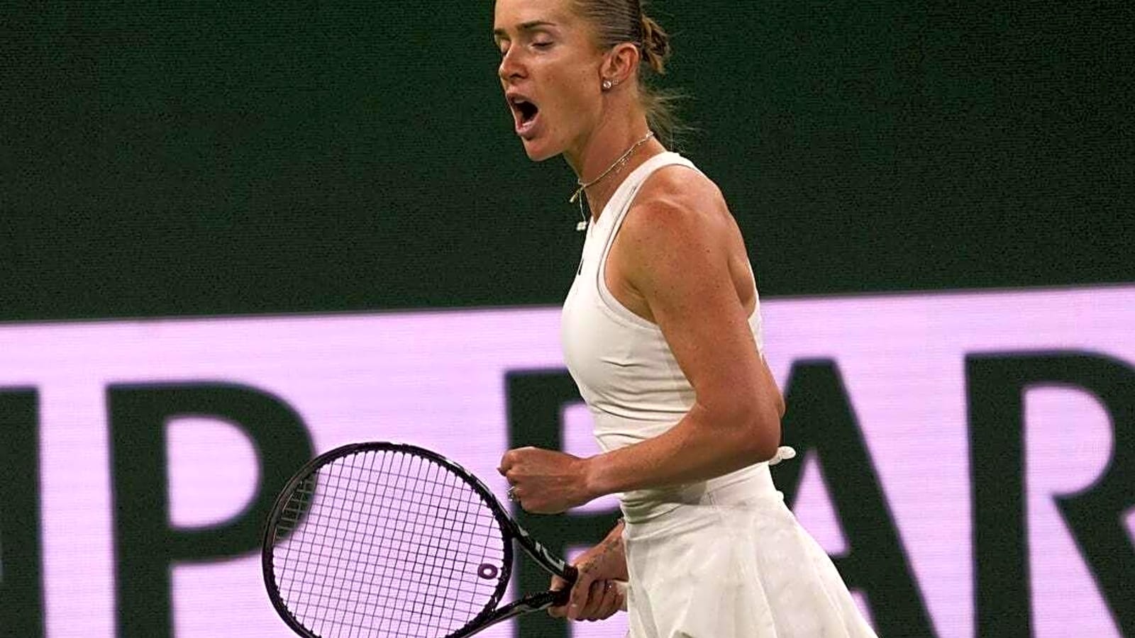 Elina Svitolina rallies past Elena Rybakina to reach Italian Open semis