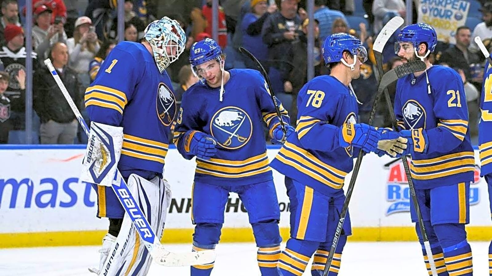 NHL roundup: Sabres ring up 9 goals vs. Blackhawks