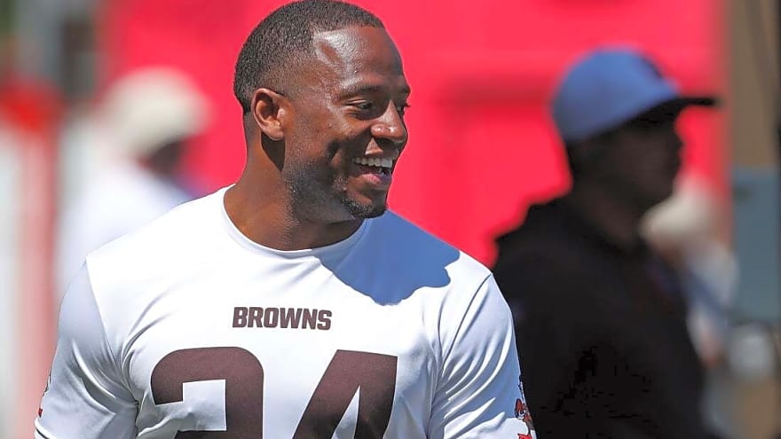 RB Nick Chubb, 30, announces retirement on social media